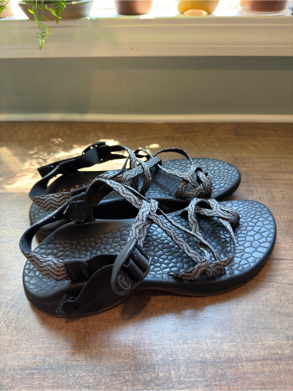 Chaco Updraft Eco Tread X2 Womens 6 Black/Gray Water Sport Hiking Sandals-FLAWED
